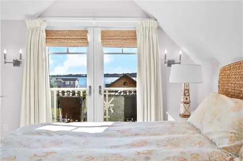 140 Tuckerman Avenue Middletown RI 02842