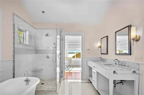 140 Tuckerman Avenue Middletown RI 02842