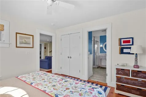 140 Tuckerman Avenue Middletown RI 02842