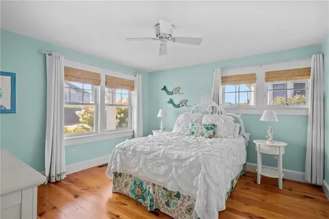 140 Tuckerman Avenue Middletown RI 02842