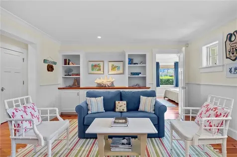 140 Tuckerman Avenue Middletown RI 02842