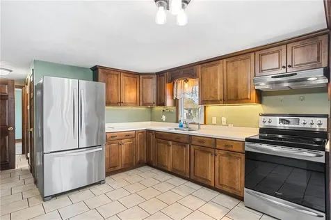 76 Fall Street Woonsocket RI 02895