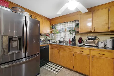 10 Ray Street Johnston RI 02919