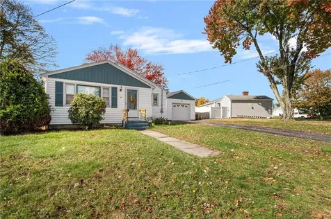 10 Ray Street Johnston RI 02919