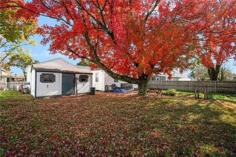 10 Ray Street Johnston RI 02919