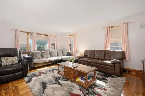 10 Ray Street Johnston RI 02919