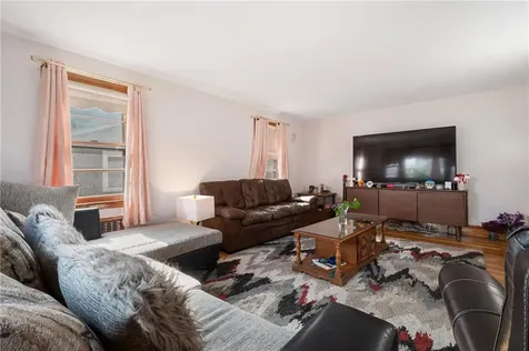 10 Ray Street Johnston RI 02919