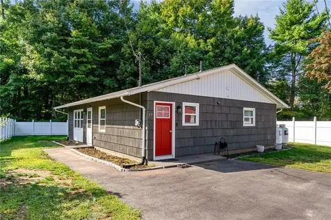 17 Paige Drive Coventry RI 02816