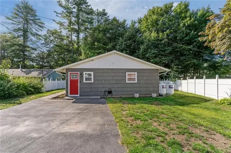 17 Paige Drive Coventry RI 02816