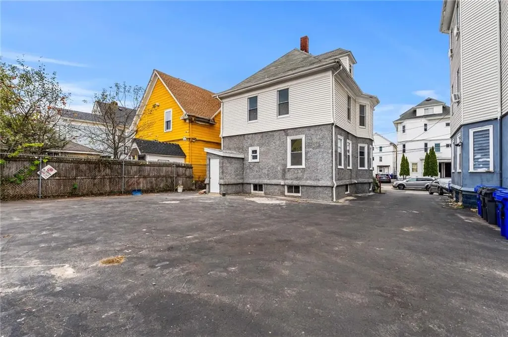 176 Reynolds Avenue Providence RI 02905