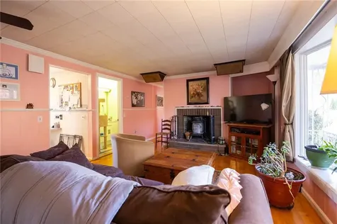 711 Black Plain Road North Smithfield RI 02896