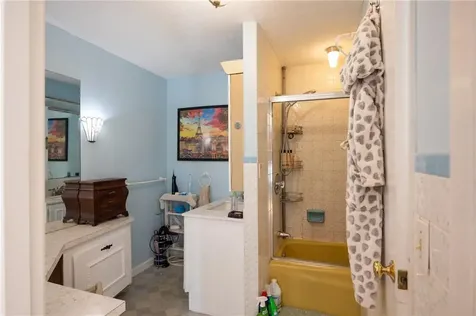 711 Black Plain Road North Smithfield RI 02896