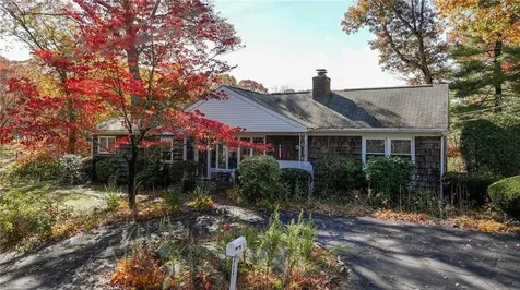 711 Black Plain Road North Smithfield RI 02896