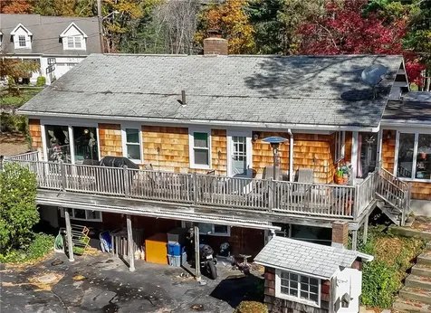 711 Black Plain Road North Smithfield RI 02896