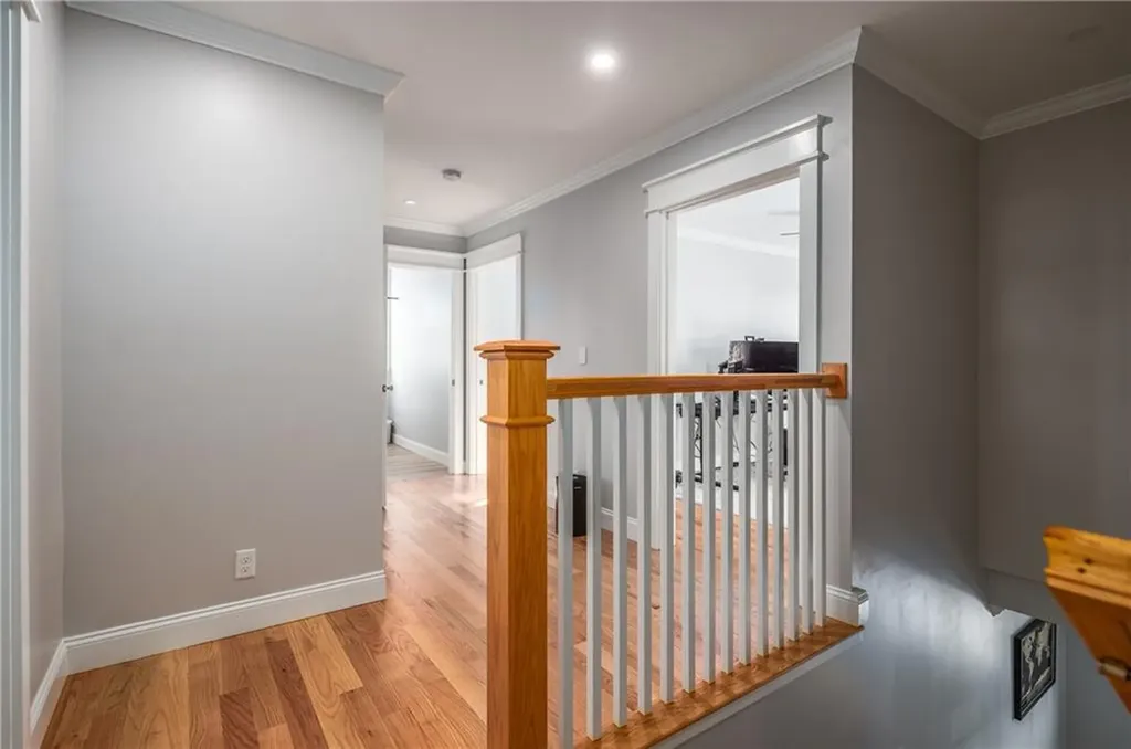 51 Bristol Ferry Road Portsmouth RI 02871