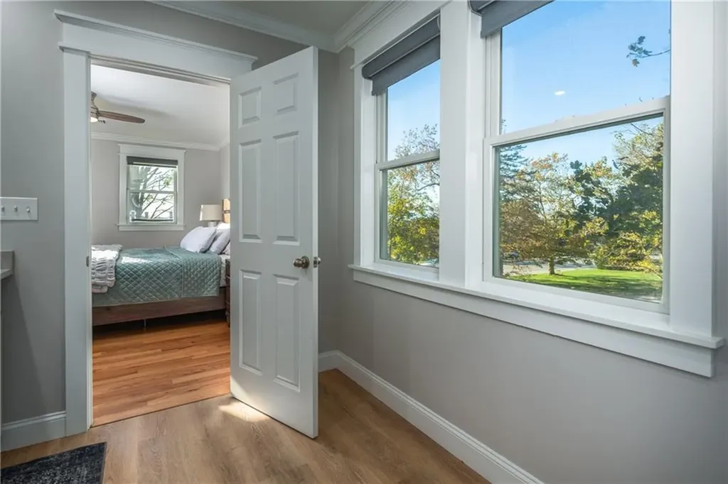 51 Bristol Ferry Road Portsmouth RI 02871