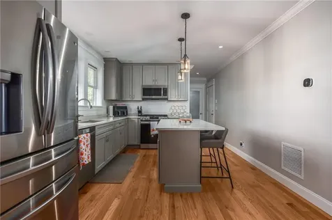 51 Bristol Ferry Road Portsmouth RI 02871