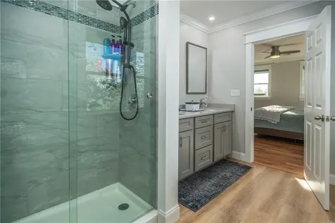 51 Bristol Ferry Road Portsmouth RI 02871