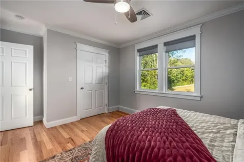 51 Bristol Ferry Road Portsmouth RI 02871