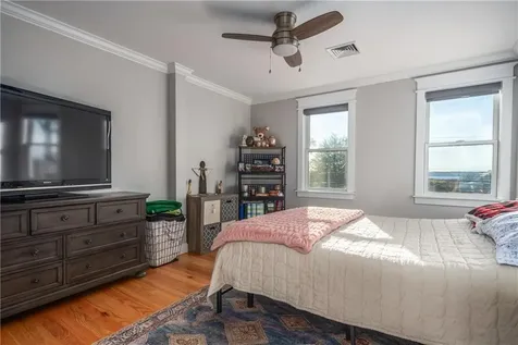 51 Bristol Ferry Road Portsmouth RI 02871