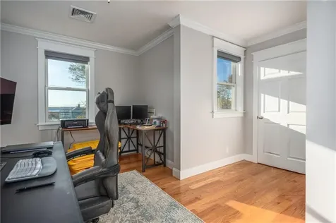 51 Bristol Ferry Road Portsmouth RI 02871