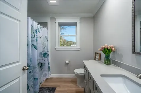 51 Bristol Ferry Road Portsmouth RI 02871