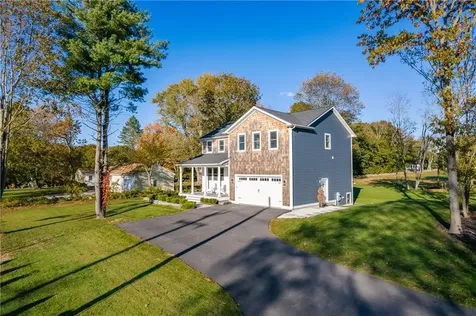 51 Bristol Ferry Road Portsmouth RI 02871