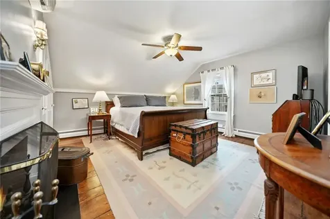 43 Poplar Street Newport RI 02840