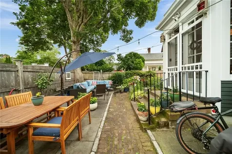 43 Poplar Street Newport RI 02840