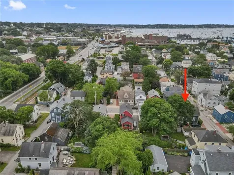 43 Poplar Street Newport RI 02840