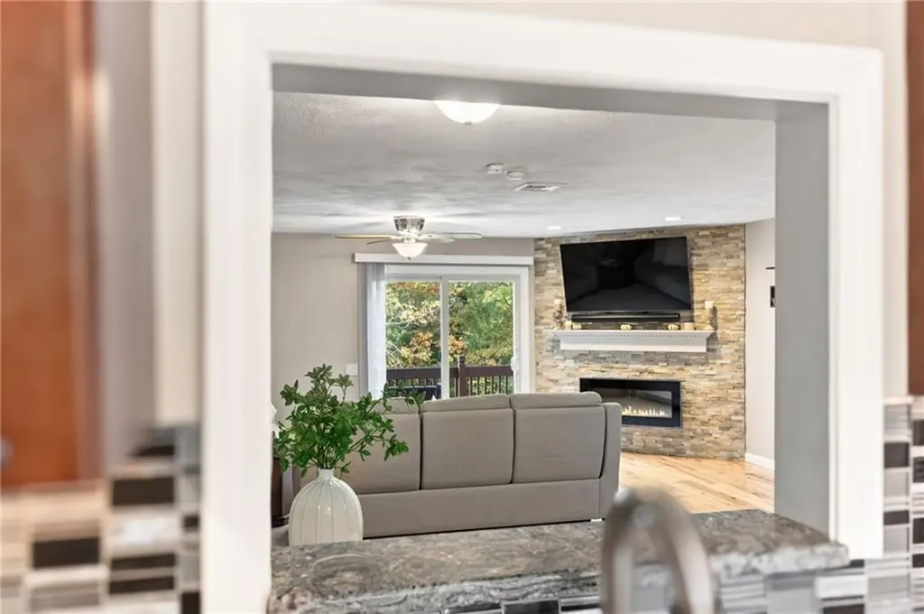 25 Scenic Drive West Warwick RI 02893