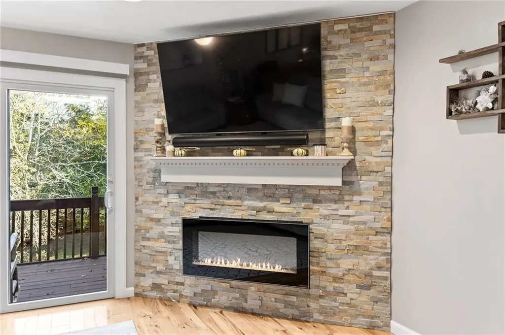 25 Scenic Drive West Warwick RI 02893