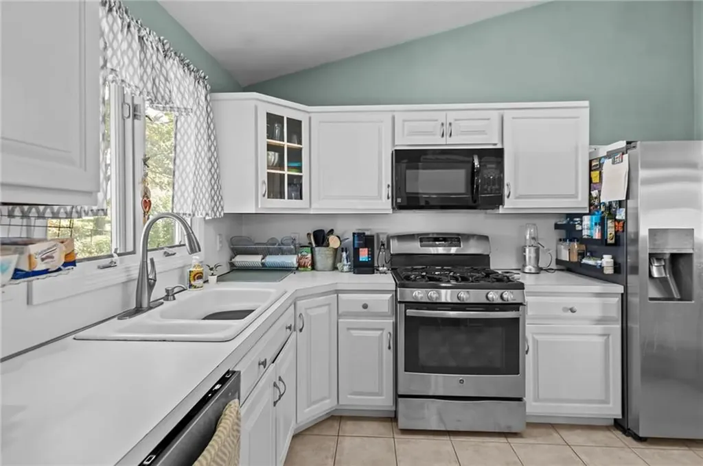 11 Chaple Drive Cranston RI 02920