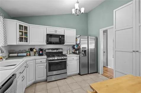 11 Chaple Drive Cranston RI 02920