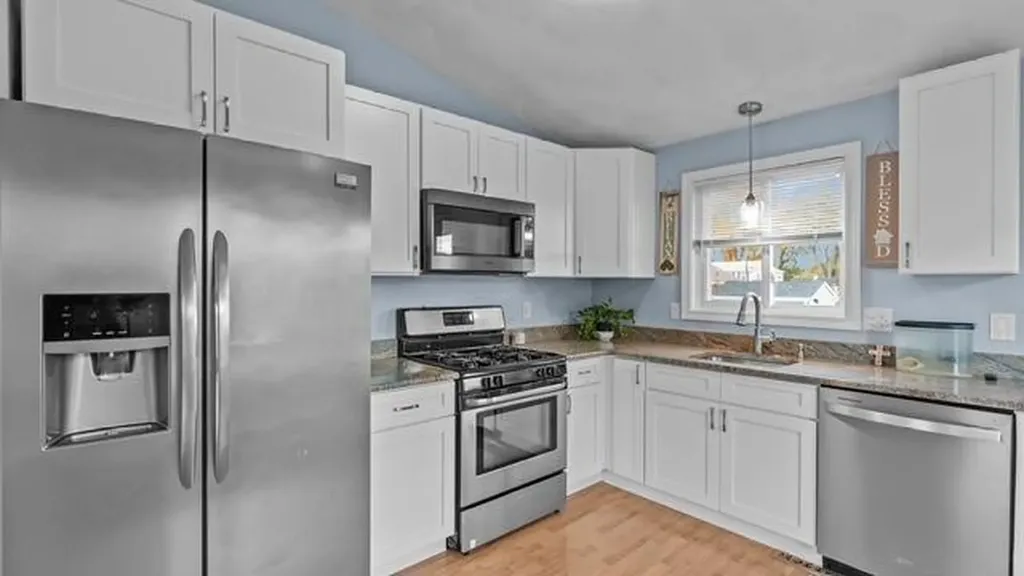 38 Chestnut Street Cumberland RI 02864