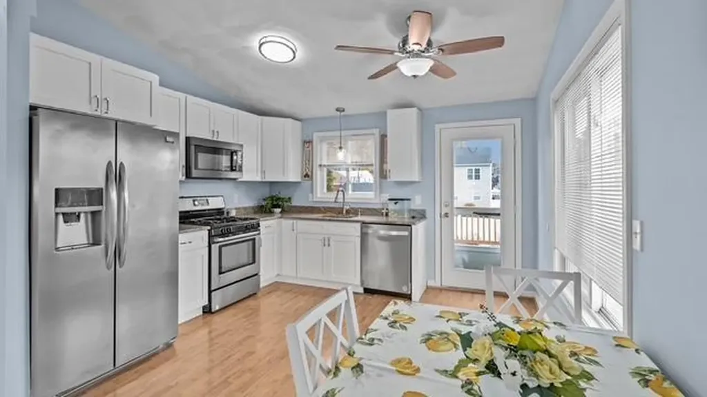 38 Chestnut Street Cumberland RI 02864