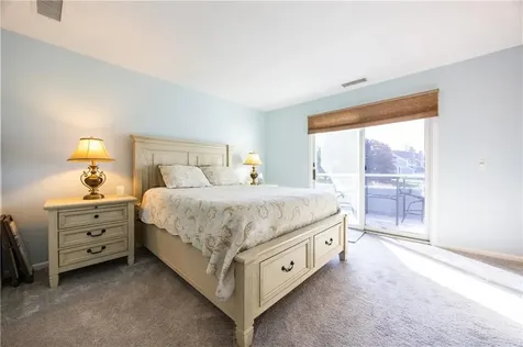 53 Bagy Wrinkle Cove Warren RI 02885