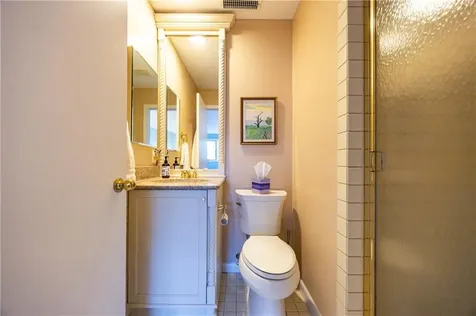 53 Bagy Wrinkle Cove Warren RI 02885