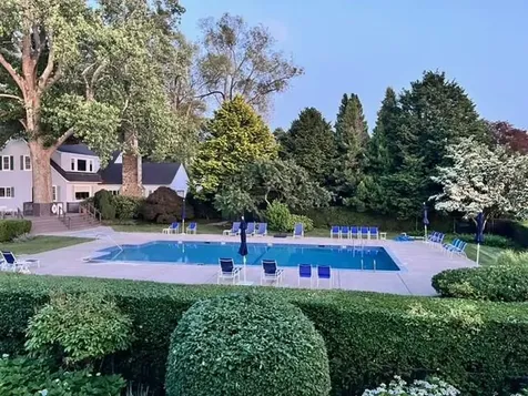 53 Bagy Wrinkle Cove Warren RI 02885