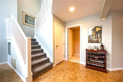 53 Bagy Wrinkle Cove Warren RI 02885