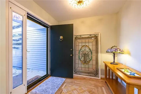 53 Bagy Wrinkle Cove Warren RI 02885