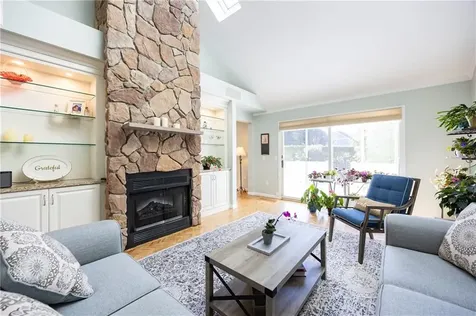 53 Bagy Wrinkle Cove Warren RI 02885