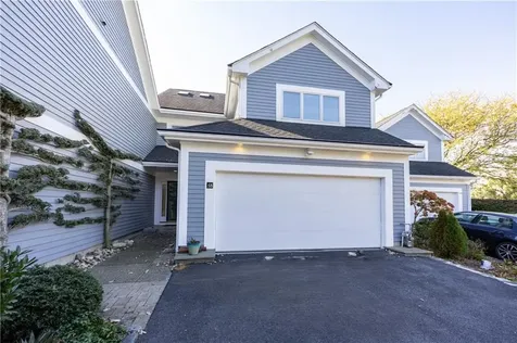 53 Bagy Wrinkle Cove Warren RI 02885