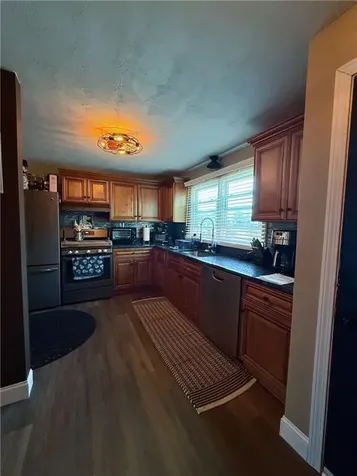 1603 Plainfield Pike Johnston RI 02919