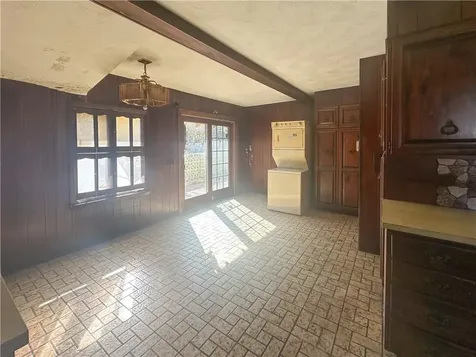 16 Shaw Avenue Johnston RI 02919