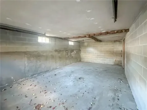 16 Shaw Avenue Johnston RI 02919