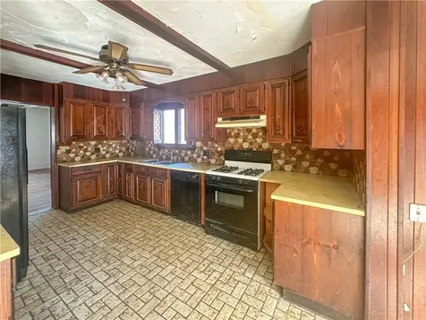 16 Shaw Avenue Johnston RI 02919