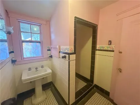 16 Shaw Avenue Johnston RI 02919