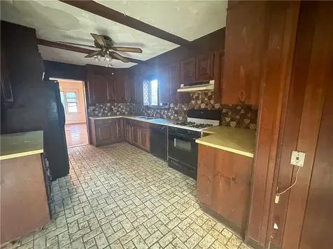 16 Shaw Avenue Johnston RI 02919