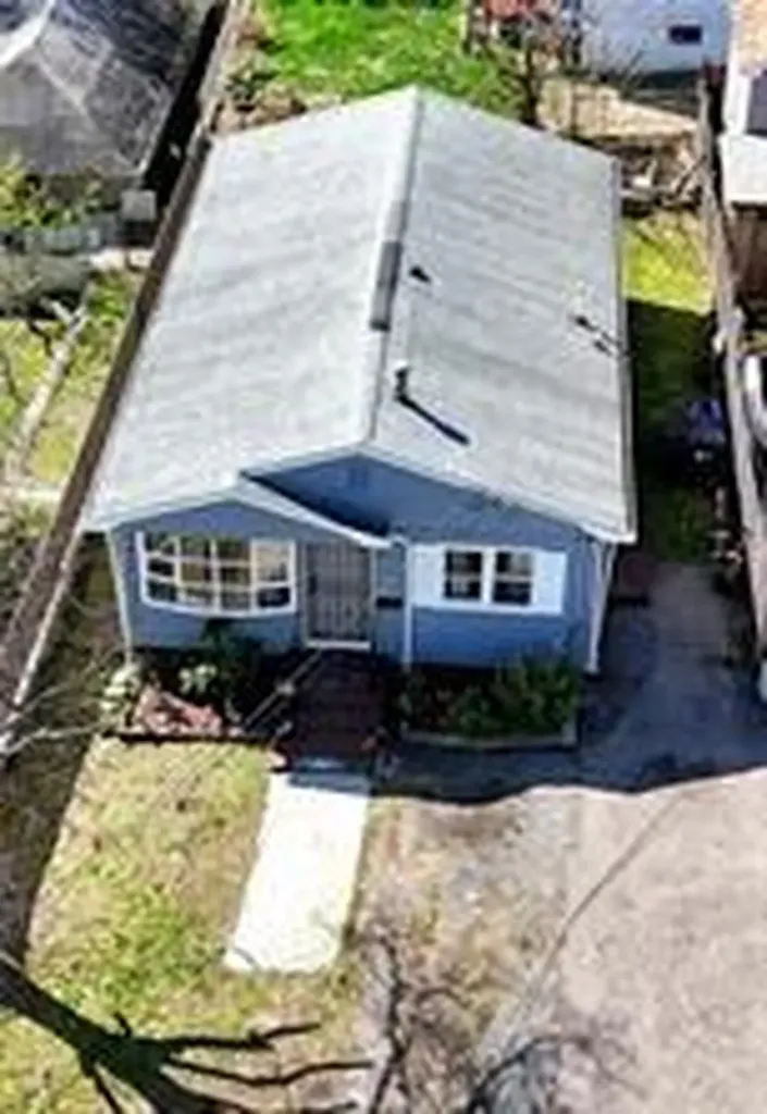 12 Rangeley Avenue Providence RI 02908